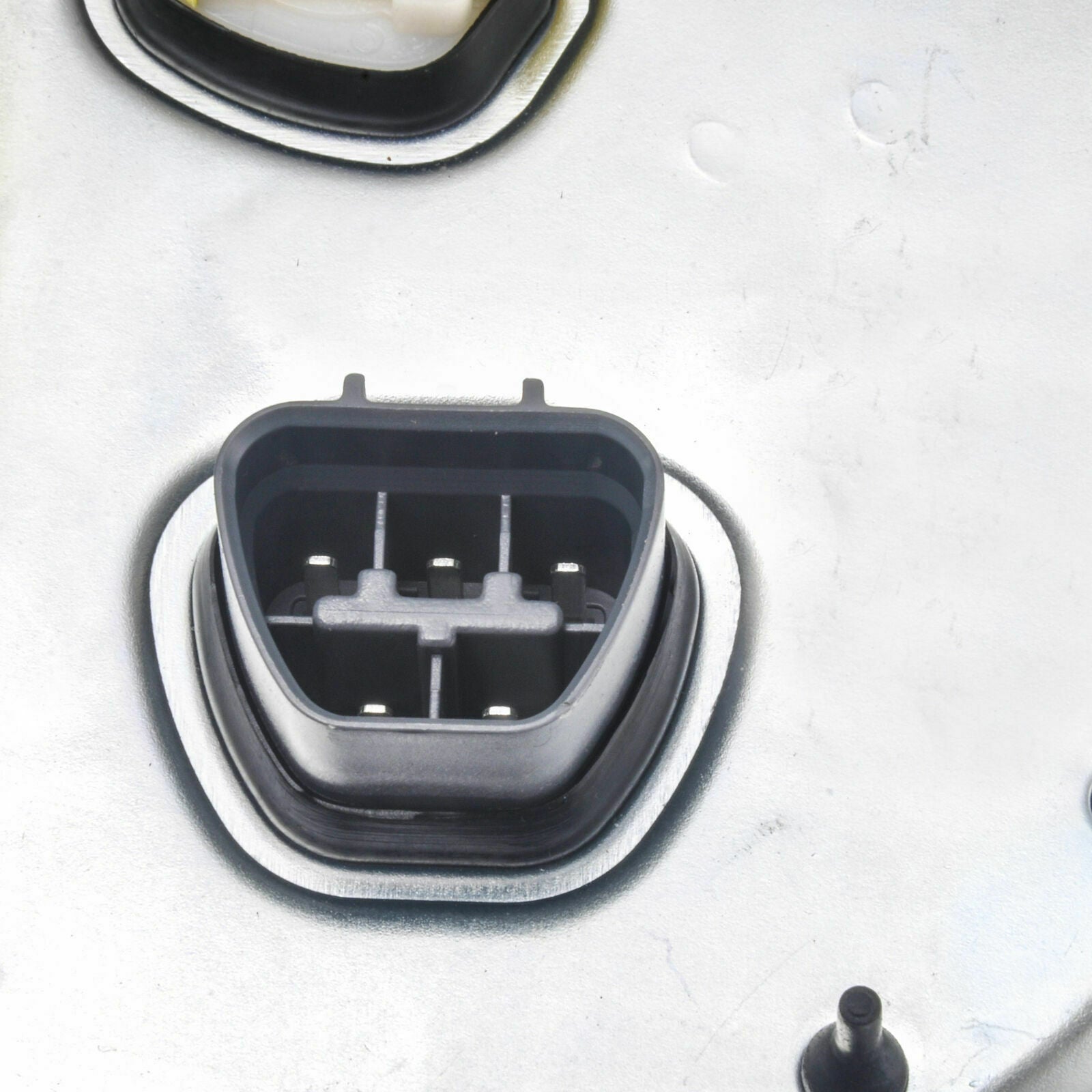 FUEL PUMP DE GASOLINA TACOMA 01 04