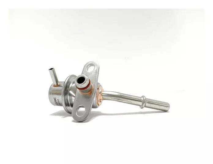 FUEL PRESSURE REGULATOR TOYOTA 4RUNNER FJ CRUISER TUNDRA 10-21