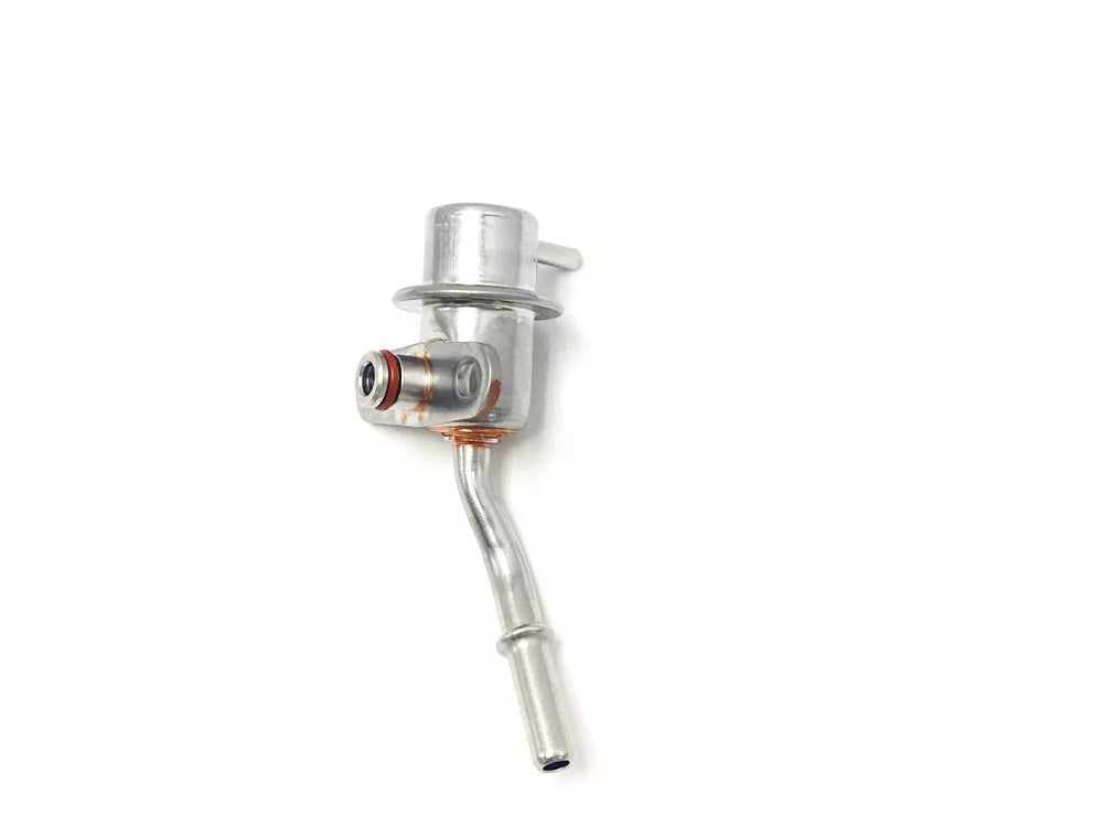 FUEL PRESSURE REGULATOR TOYOTA SEQUOIA TUNDRA (3.15 BAR) 10-18